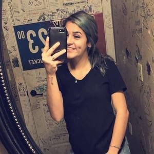 Meet your Posher, Taylor